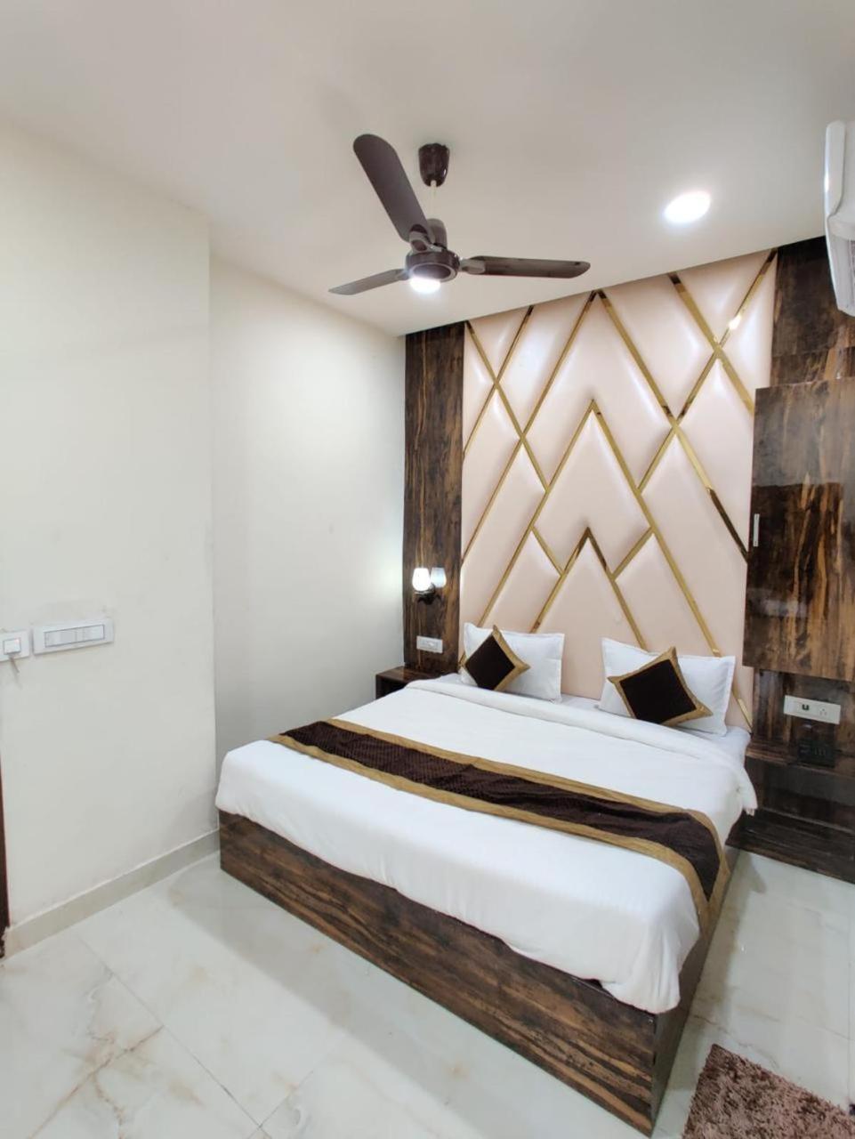 Hotel Gs Amritsar 200 Mtr From Golden Temple Екстер'єр фото