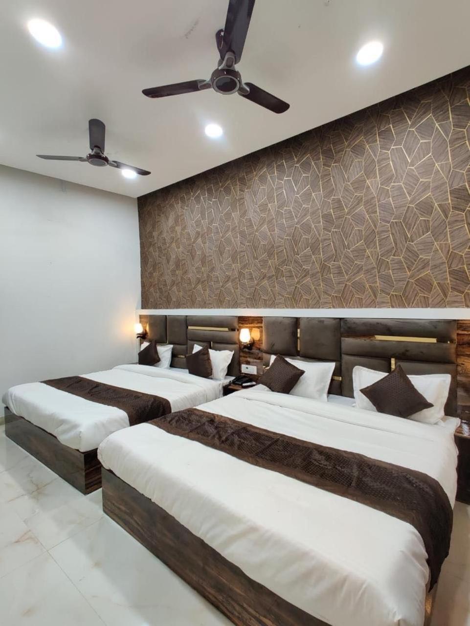 Hotel Gs Amritsar 200 Mtr From Golden Temple Екстер'єр фото